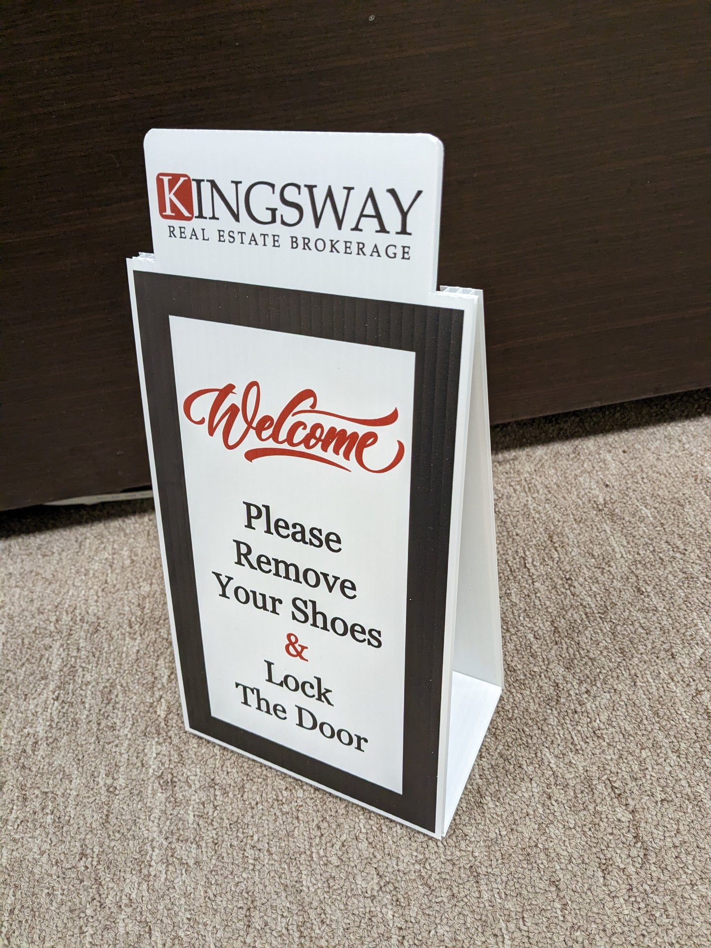 Remove Shoe Sign